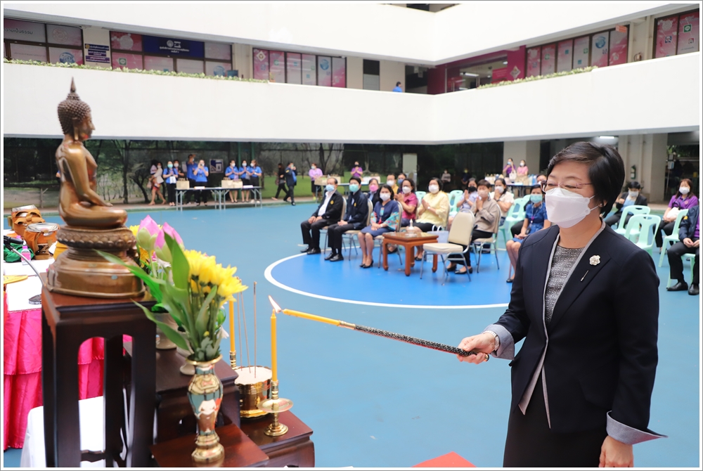 รูป ﻿กรมบังคับคดี จัดกิจกรรมทำบุญตักบาตรประจำเดือนมีนาคม 2566